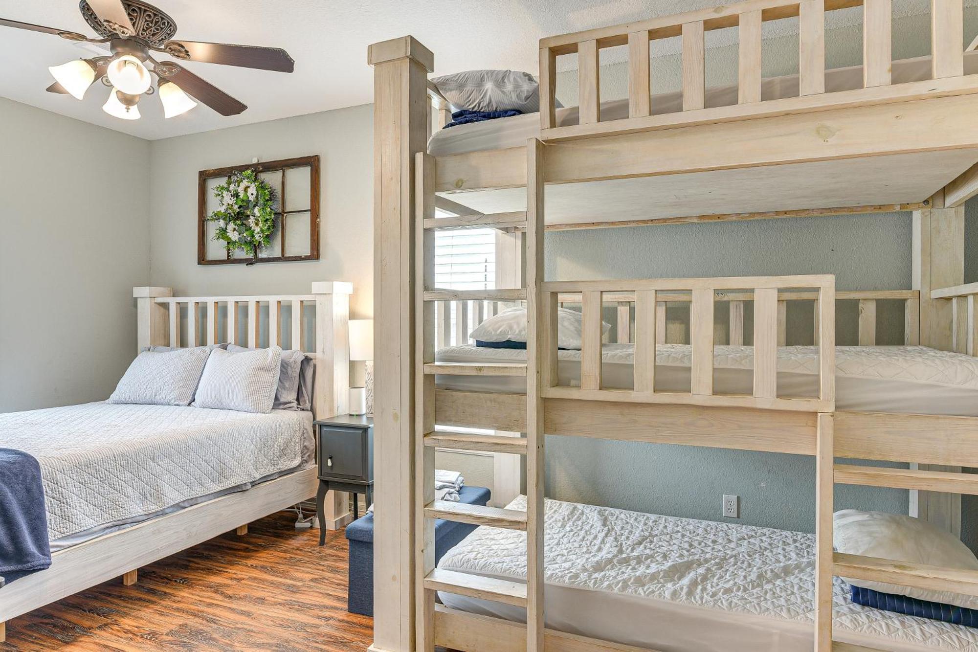 Large Group Gulf Retreat, Steps To Surfside Beach! Ngoại thất bức ảnh