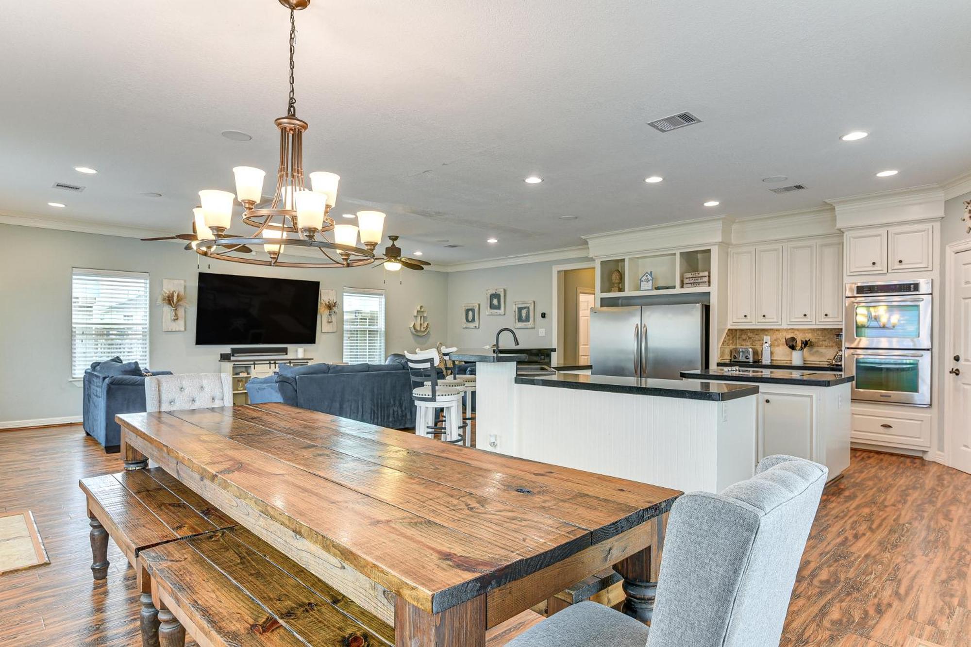 Large Group Gulf Retreat, Steps To Surfside Beach! Ngoại thất bức ảnh